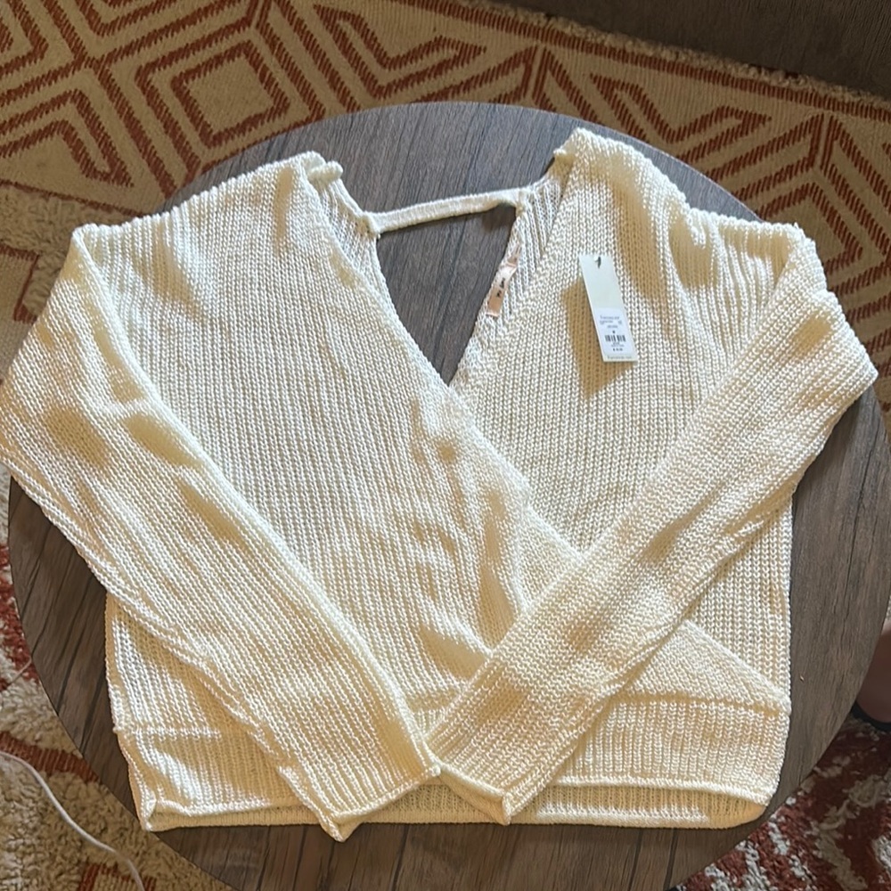 Elegant Cream Women's Sweater